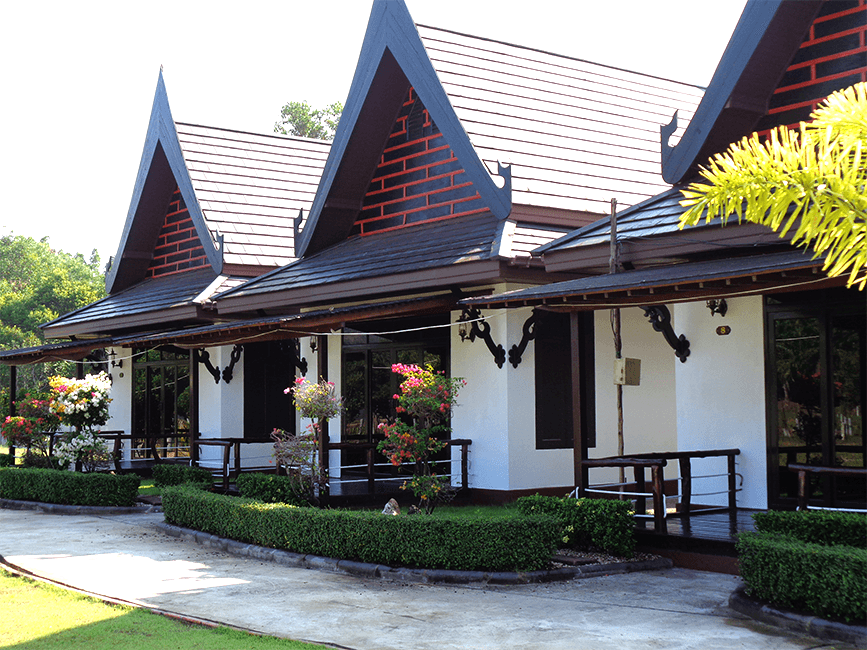 Private bungalow entrance with lush greenery (note: filename typo 'Entance')